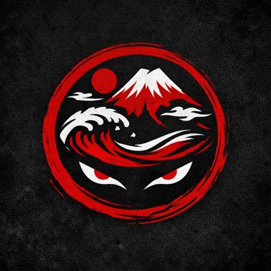 Коллекция одежды с логотипом бренда